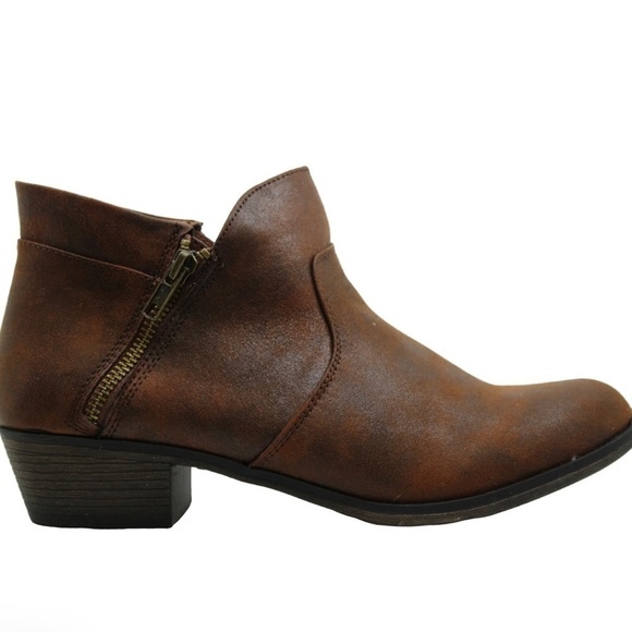 NEW! American Rag Abby Ankle Booties Brown Side Zippers - Picture 1 of 11